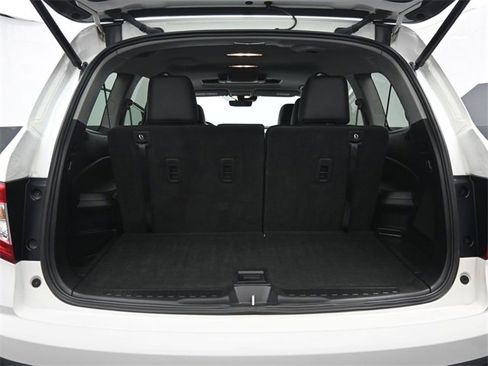 Used 2022 Honda Pilot Touring image 39
