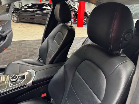 Used 2018 Mercedes-Benz C 300 C 300 image 35