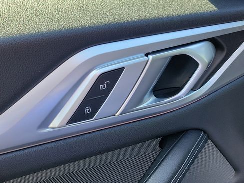 Used 2025 BMW M440i RWD image 19