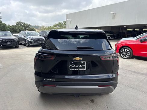 Used 2025 Chevrolet Equinox LT FWD image 9