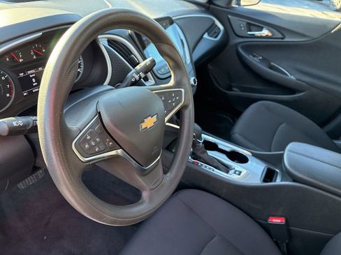 Used 2024 Chevrolet Malibu LT image 14