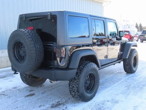 Used 2016 Jeep Wrangler Unlimited Rubicon w/ Dual Top Group image 3