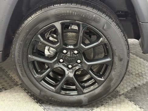 Used 2022 Jeep Compass Altitude image 13