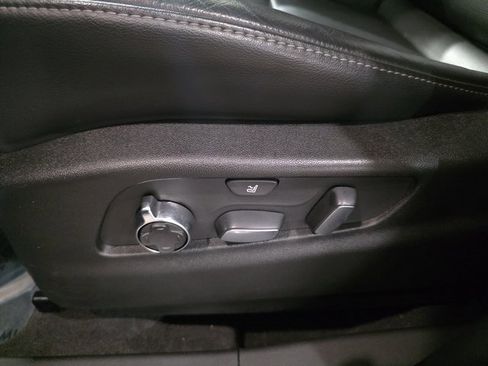 Used 2022 Cadillac XT4 Premium Luxury w/ Technology Package image 29