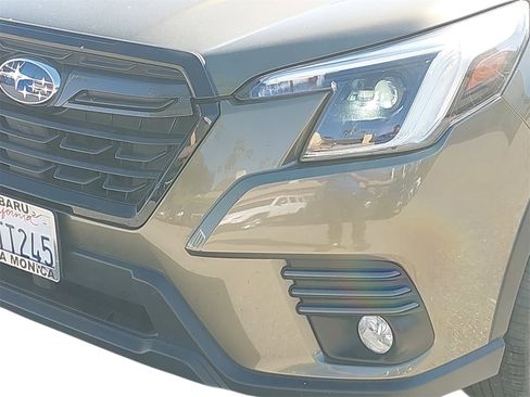 Certified 2023 Subaru Forester Limited image 9