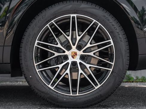 New 2026 Porsche Cayenne AWD/4WD image 13
