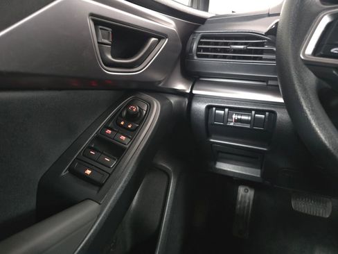 Certified 2025 Subaru Impreza 2.0i w/ Popular Package #1A image 32