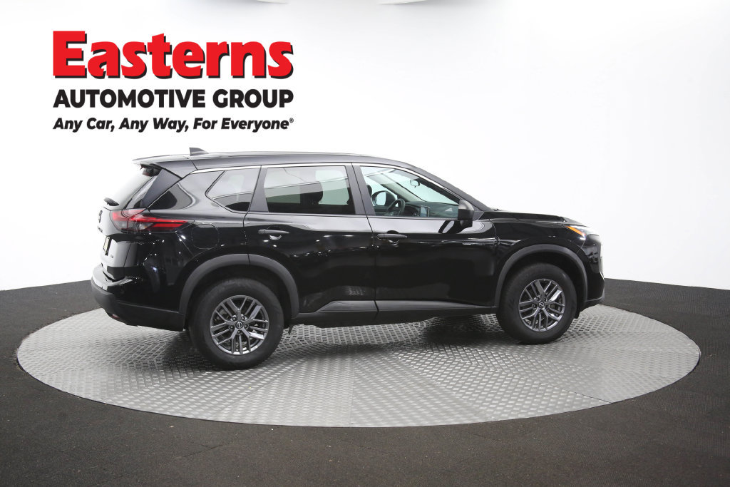 Used 2024 Nissan Rogue S AWD/4WD image 45