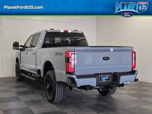 New 2026 Ford F250 Lariat w/ Black Appearance Package AWD/4WD image 4