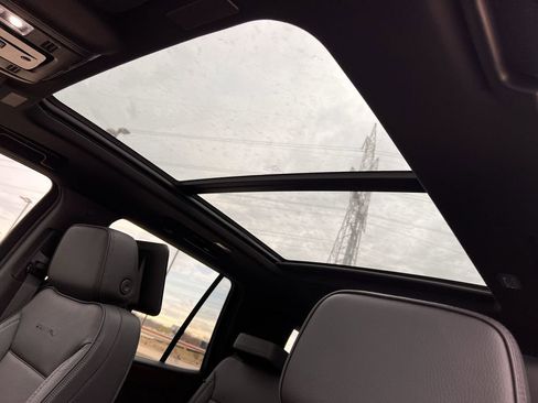 New 2026 GMC Yukon Denali w/ Denali Reserve Package image 19