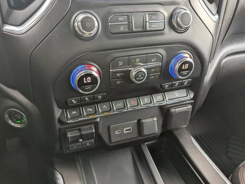 Certified 2020 GMC Sierra 1500 AT4 w/ AT4 Premium Package AWD/4WD image 25