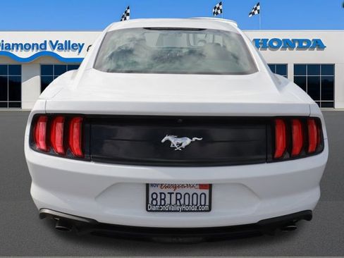 Used 2018 Ford Mustang EcoBoost image 5