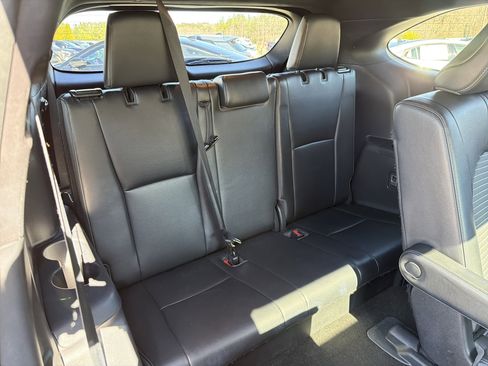Certified 2023 Toyota Highlander XSE image 29