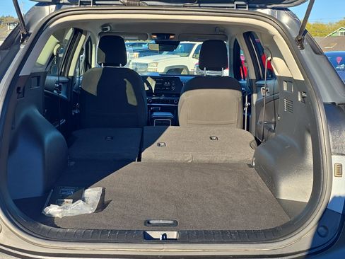 Used 2024 Kia Sportage LX image 10