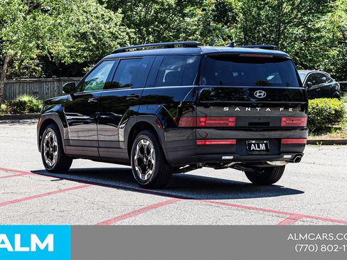 Used 2024 Hyundai Santa Fe SEL FWD image 9