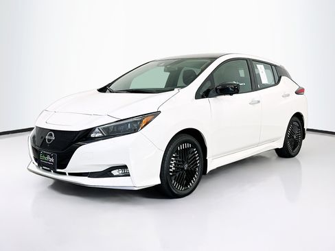 Used 2025 Nissan Leaf SV Plus FWD image 3