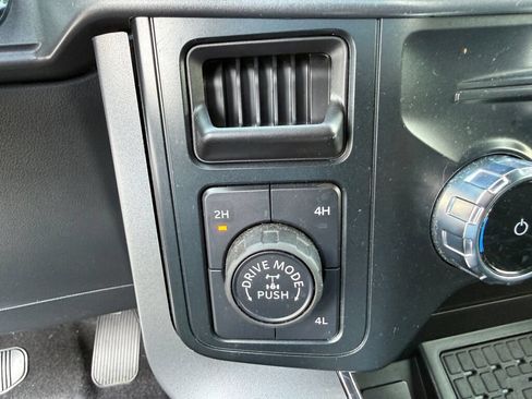 Used 2025 Ford F150 XLT w/ Equipment Group 302A MID AWD/4WD image 29