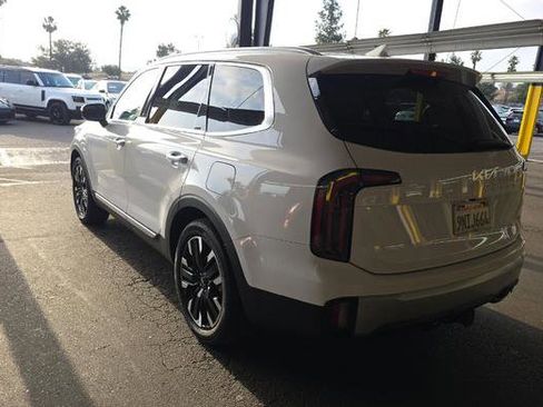 Used 2024 Kia Telluride SX w/ Towing Package AWD/4WD image 4