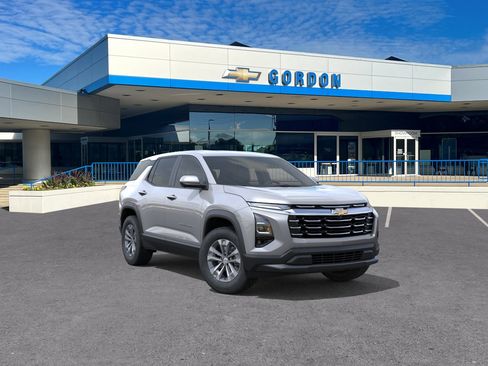 New 2026 Chevrolet Equinox LT w/ Convenience Package II FWD image 1