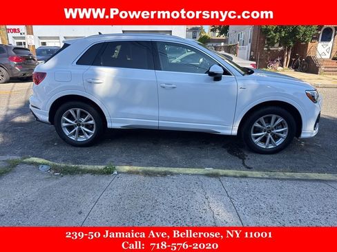 Used 2022 Audi Q3 2.0T Premium w/ Convenience Package image 6