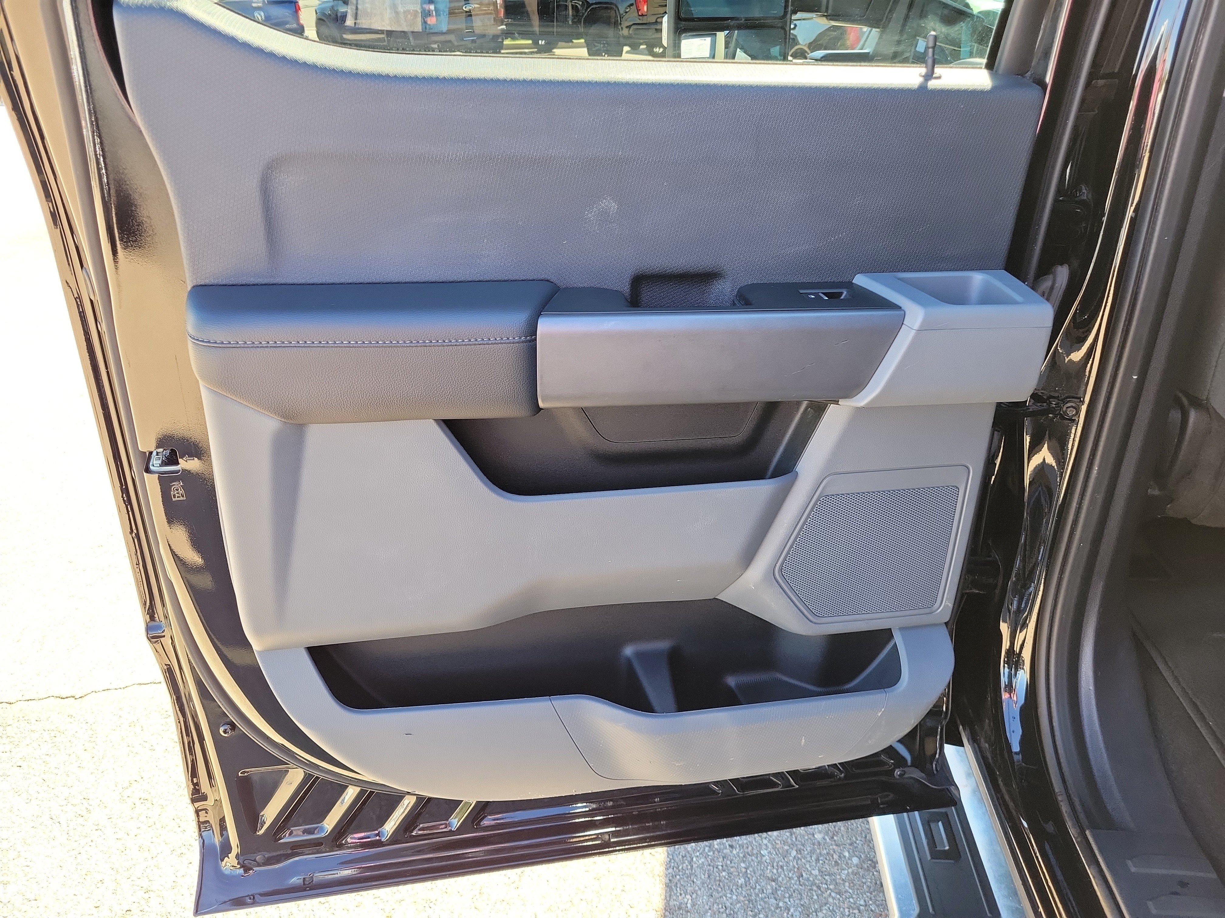 Used 2023 Ford F150 XLT w/ XTR Package AWD/4WD image 13