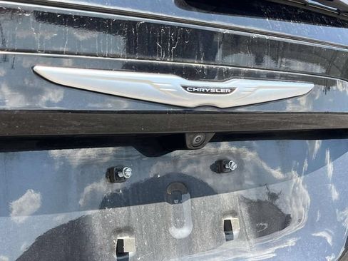 Used 2023 Chrysler Voyager LX FWD image 11