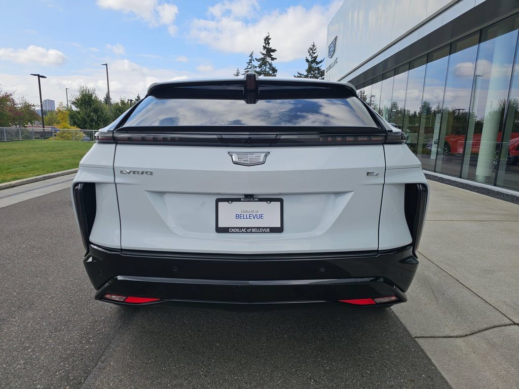 New 2027 Cadillac Lyriq Signature Sport w/ Nappa Leather Package AWD/4WD image 6