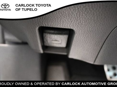 Used 2025 Toyota Camry SE w/ Convenience Package FWD image 23