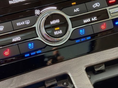 Certified 2023 Lincoln Navigator L Reserve RWD image 24