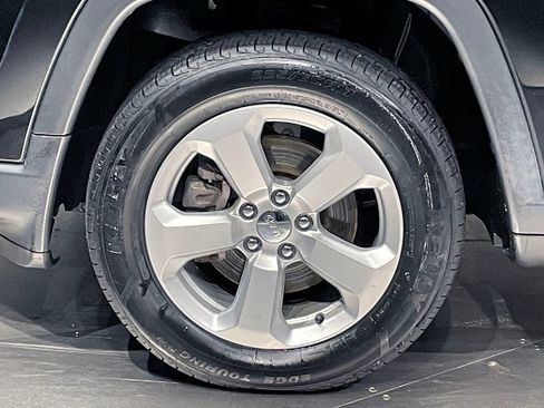 Used 2020 Jeep Compass Latitude w/ Cold Weather Group image 34