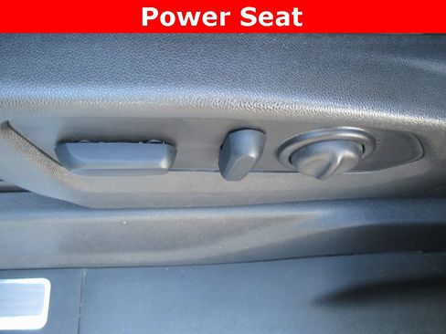 Used 2023 GMC Sierra 2500 Denali w/ Denali Ultimate Package image 30