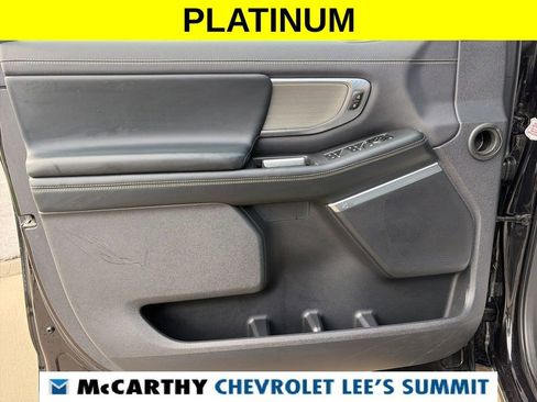 Used 2025 Ford Expedition Platinum AWD/4WD image 59