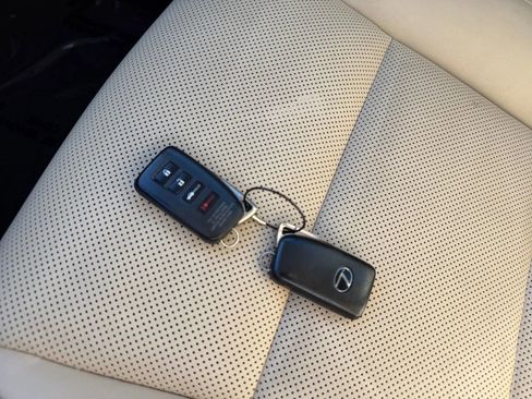 Used 2017 Lexus ES 350 image 26