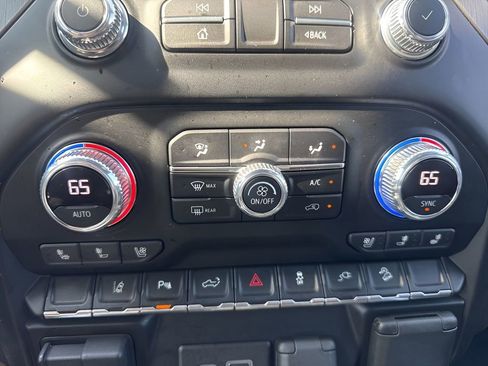 Used 2021 GMC Sierra 2500 Denali w/ Denali Ultimate Package image 21