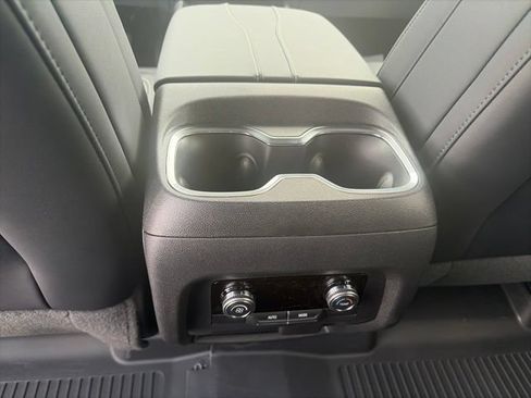 New 2026 GMC Acadia Elevation w/ Black Edition AWD/4WD image 13