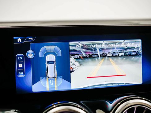 Used 2026 Mercedes-Benz GLB 250 image 24