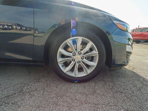 Used 2019 Chevrolet Malibu LT FWD image 11