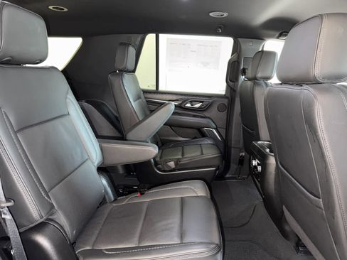 Used 2024 GMC Yukon Denali image 31