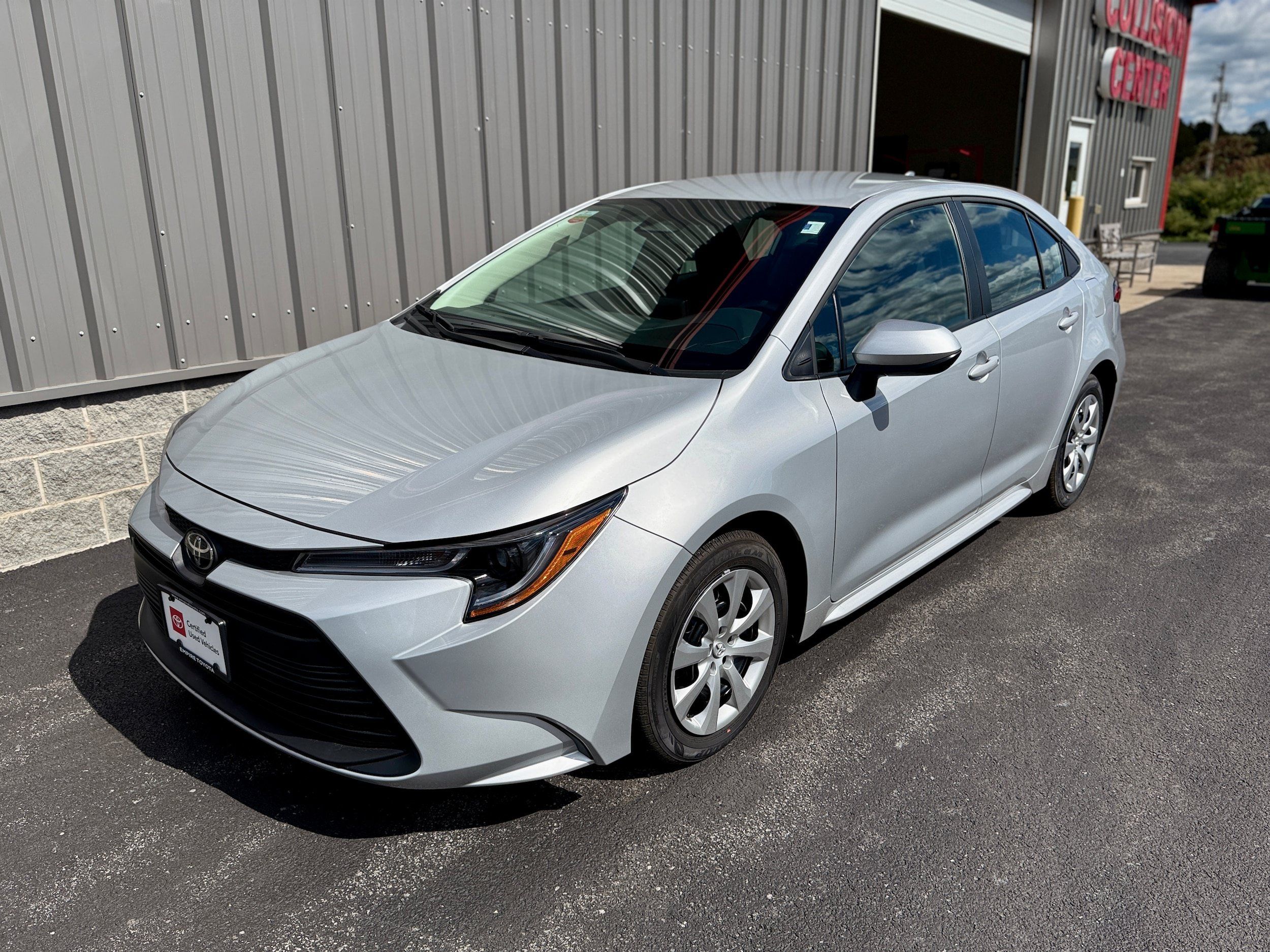 Certified 2026 Toyota Corolla LE FWD image 9