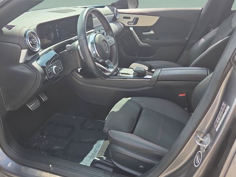 Certified 2023 Mercedes-Benz CLA 250 image 9