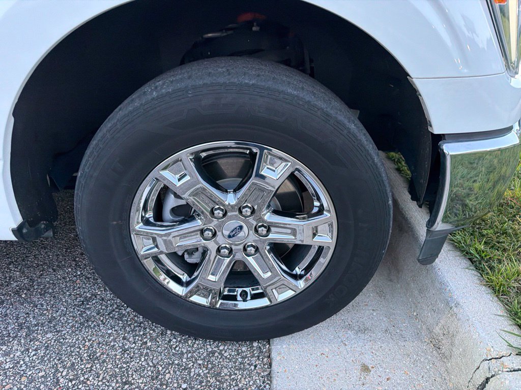 Used 2023 Ford F150 Lariat RWD image 6