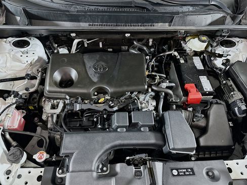 Used 2024 Toyota RAV4 LE image 30