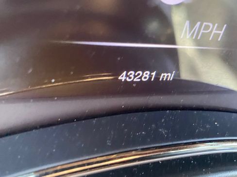 Used 2021 Jeep Grand Cherokee Limited X RWD image 5