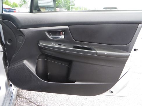 Used 2014 Subaru Impreza 2.0i Sport Premium image 13