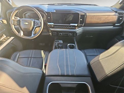 Used 2023 Chevrolet Silverado 1500 High Country w/ Z71 Off-Road Package image 10