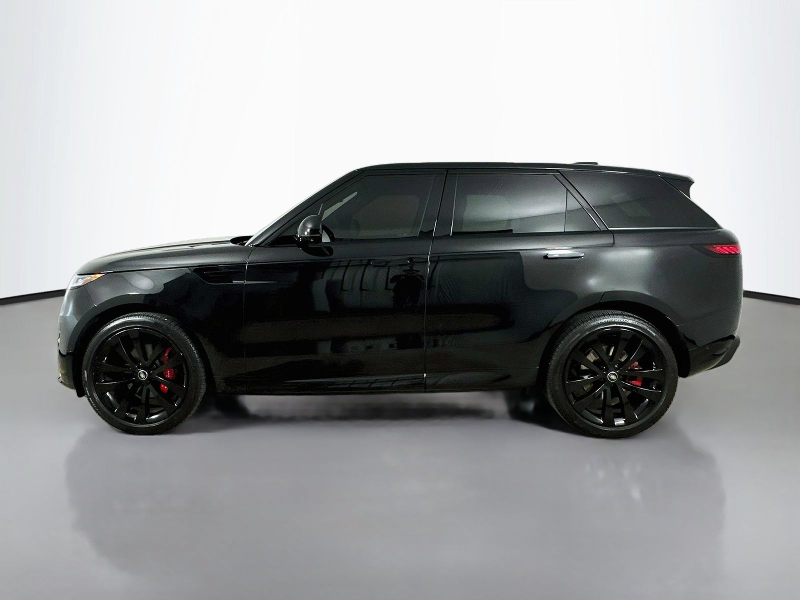Used 2025 Land Rover Range Rover Sport Dynamic SE AWD/4WD image 8