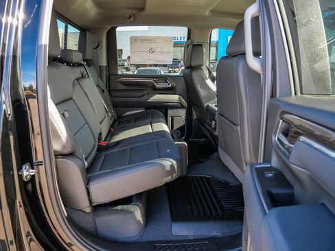 New 2026 Chevrolet Silverado 3500 LT image 21