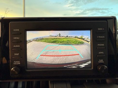 Used 2019 Toyota RAV4 LE w/ All Weather Liner Package AWD/4WD image 17