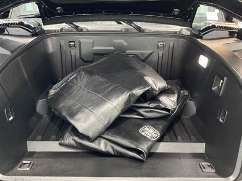 Used 2025 GMC Hummer EV 2X image 8