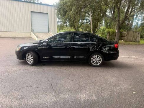 Used 2013 Volkswagen Jetta SE FWD image 8